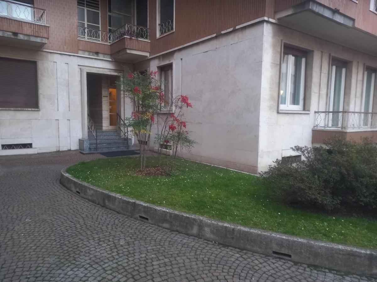 Ferienwohnung Bilocale 7 Piano Balcone Vista Skyline Mailand Exterior foto